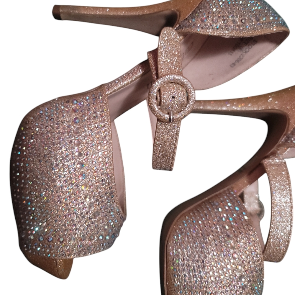 Cathy Jean Heels Beautiful View 4